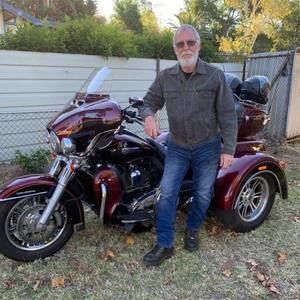 Meet your Posher, Tony